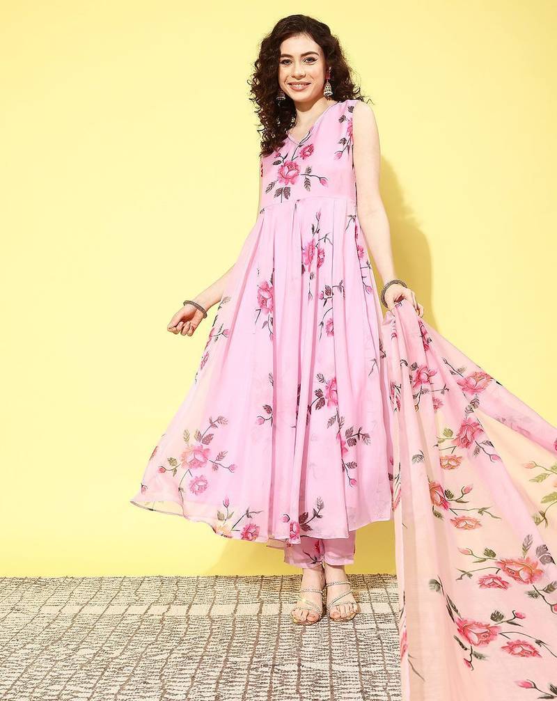 Women floral printed pleated gotta patti kurta with trousers