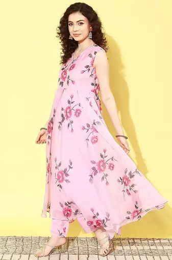 Women floral printed pleated gotta patti kurta with trousers