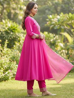 Women ethnic motifs embroidered empire gotta patti kurta with trousers & with dupatta 5