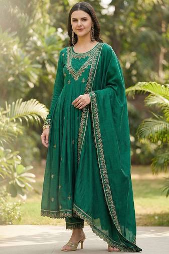 Women ethnic motifs embroidered pleated thread work kurta with trousers & with dupatta