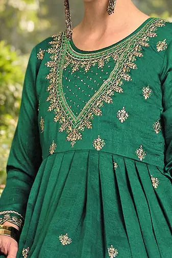 Women ethnic motifs embroidered pleated thread work kurta with trousers & with dupatta