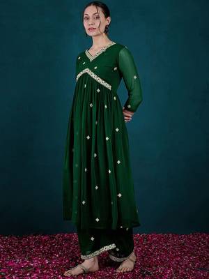 Floral embroidered empire v-neck georgette a-line kurta with palazzos 4