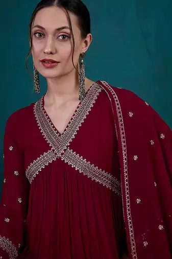 Women ethnic motifs embroidered anarkali kurta with trousers & dupatta