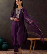 Women ethnic motifs embroidered regular kurta with trousers & dupatta