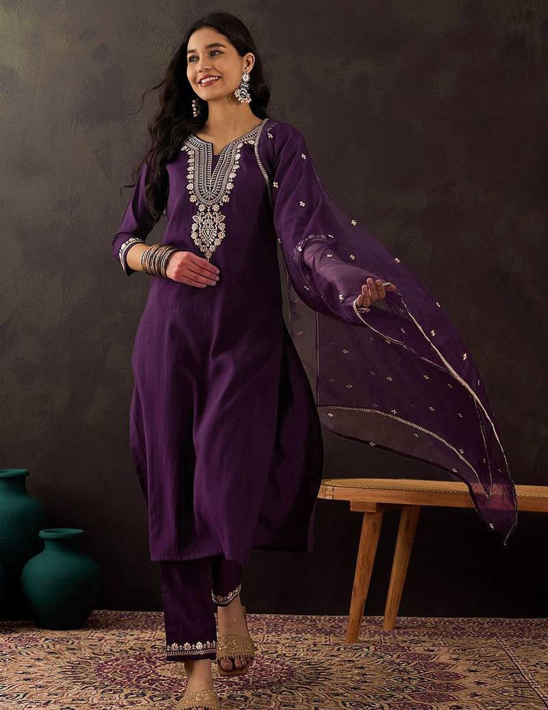 Women ethnic motifs embroidered regular kurta with trousers & dupatta