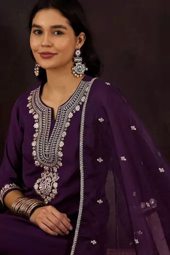 Women ethnic motifs embroidered regular kurta with trousers & dupatta