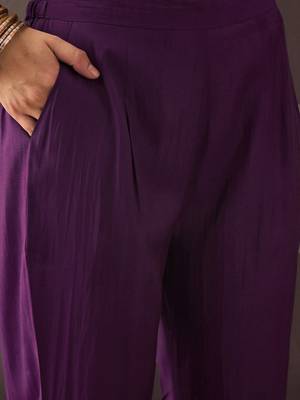 Women ethnic motifs embroidered regular kurta with trousers & dupatta 3
