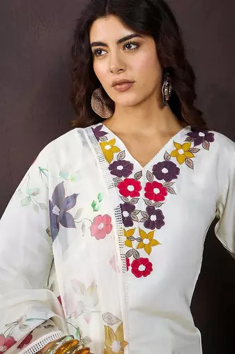 Women floral embroidered regular thread work kurta with trousers & dupatta