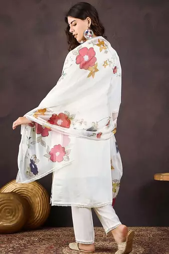 Women floral embroidered regular thread work kurta with trousers & dupatta