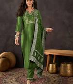 Women ethnic motifs embroidered kurta with trousers & dupatta