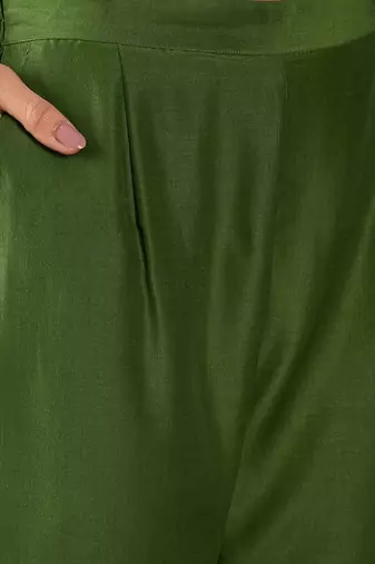 Women ethnic motifs embroidered kurta with trousers & dupatta