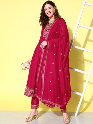 Floral embroidered regular sequinned anarkali kurta with trousers & dupatta 4