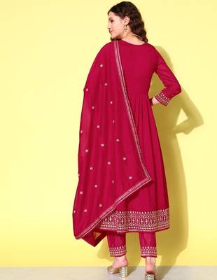 Floral embroidered regular sequinned anarkali kurta with trousers & dupatta 5