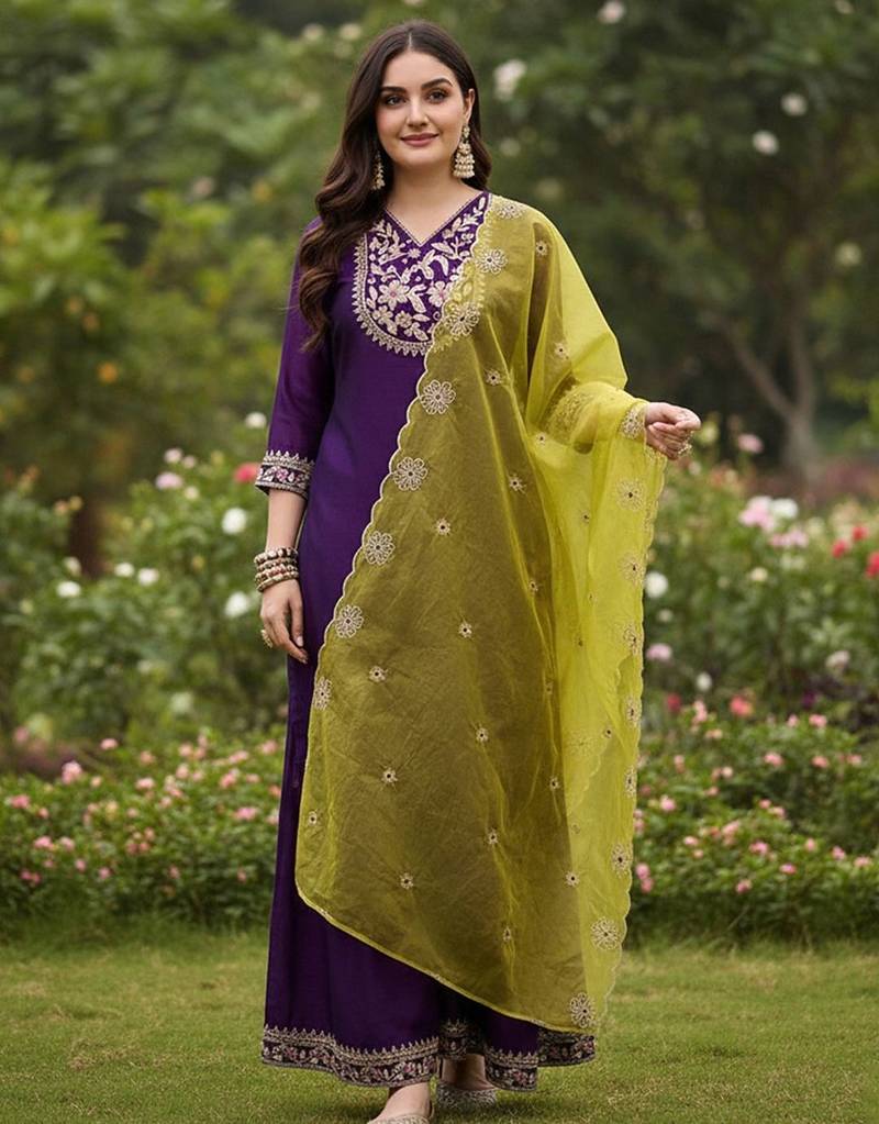 Women ethnic motifs embroidered regular thread work kurta with palazzos & with dupatta