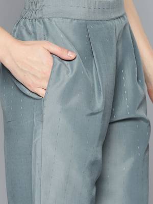 Women grey sequinned kurta with trousers & with dupatta 3