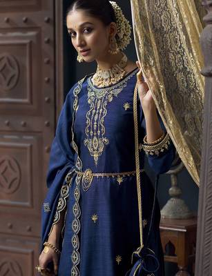 Ethnic motifs embroidered regular sequinned kurta with palazzo & dupatta 5