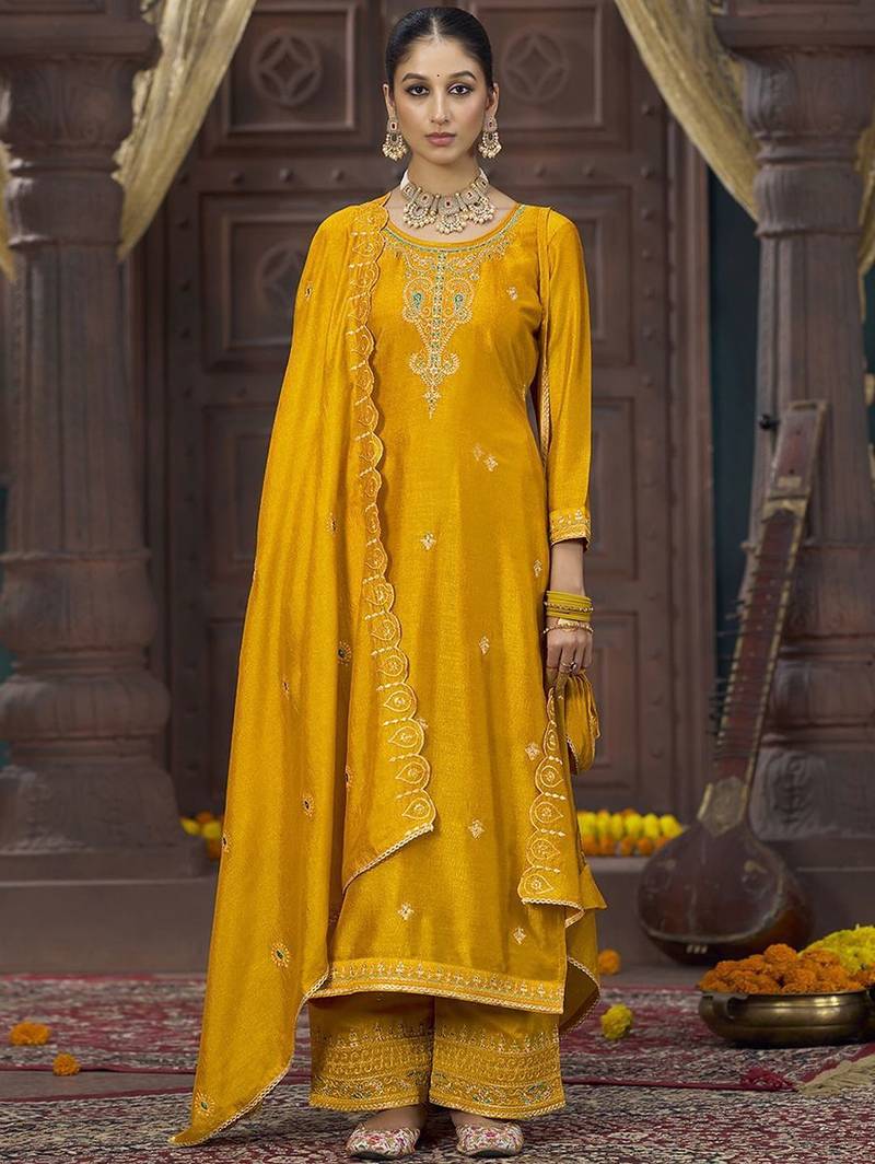 Ethnic motifs embroidered regular sequinned kurta with palazzo & dupatta