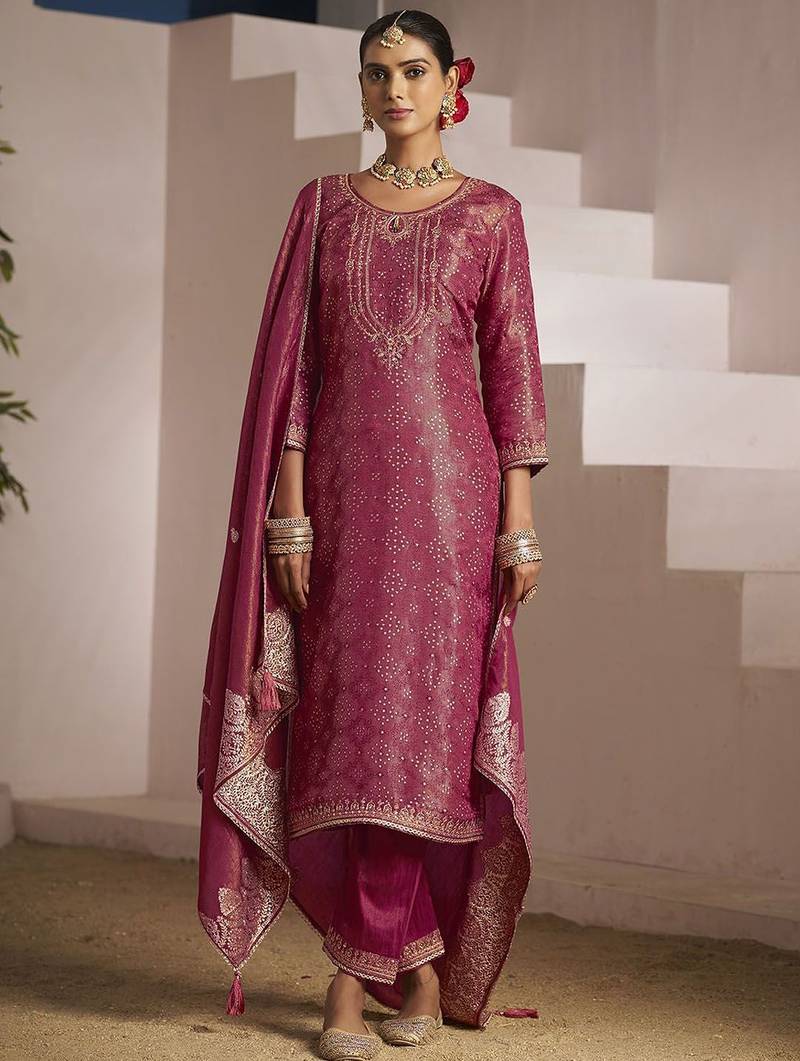 Floral embroidered zari work jacquard straight kurta with trousers & dupatta