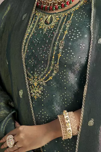 Floral embroidered zari work jacquard straight kurta with trousers & dupatta