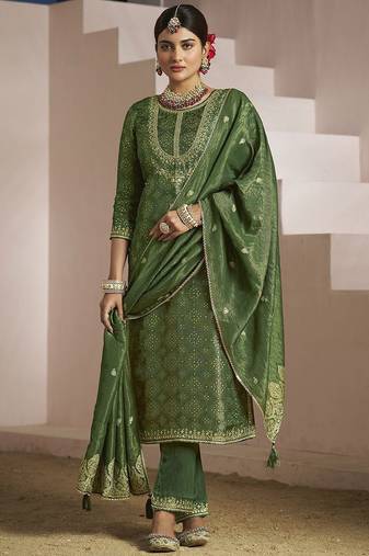 Floral embroidered zari work jacquard straight kurta with trousers & dupatta