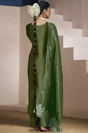 Floral embroidered zari work jacquard straight kurta with trousers & dupatta