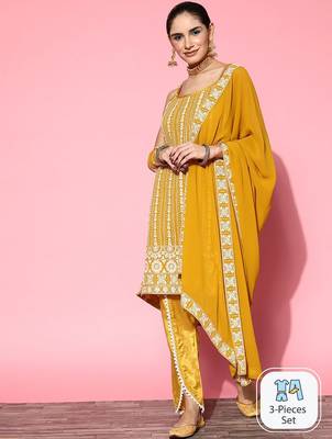 Ethnic motifs embroidered sequinned sleeveless kurta with trouser & dupatta set 1