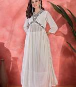 Women floral empire sequinned kurta with trousers