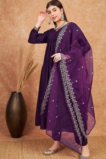 Purple v- neck empire a-line kurta & trousers with dupatta