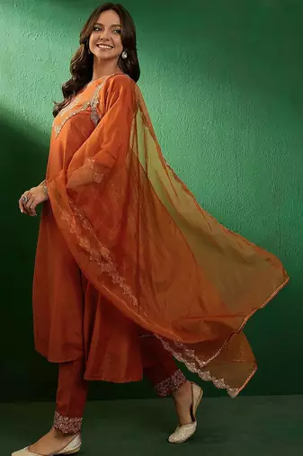 Embroidered boat-neck kurta with trousers & dupatta
