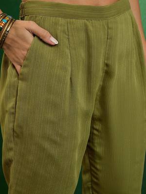 Alia cut embroidered v-neck kurta with trousers & dupatta 3