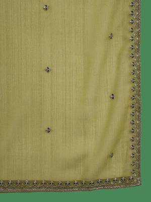 Alia cut embroidered v-neck kurta with trousers & dupatta 4
