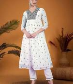 Floral embroidered v-neck sequinned georgette a-line kurta with trouser