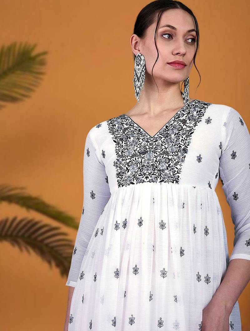 Floral embroidered v-neck sequinned georgette a-line kurta with trouser