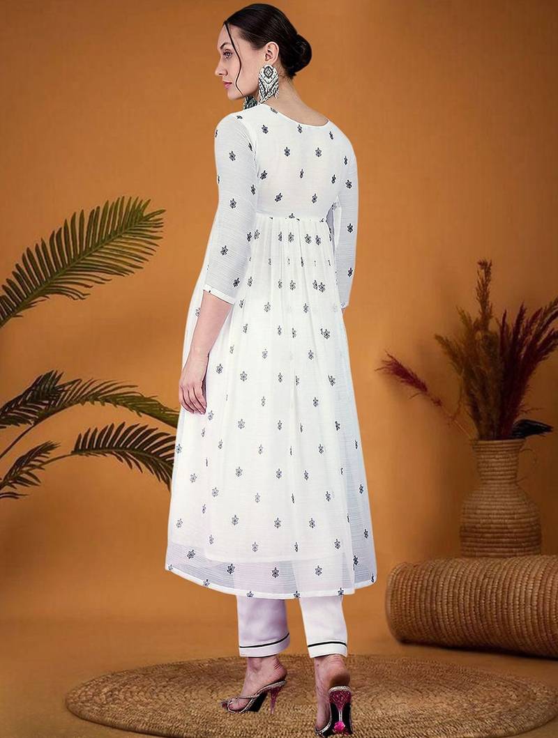 Floral embroidered v-neck sequinned georgette a-line kurta with trouser