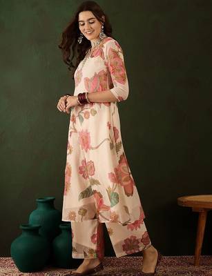 Floral embroidered mirror work kurta with palazzos 4