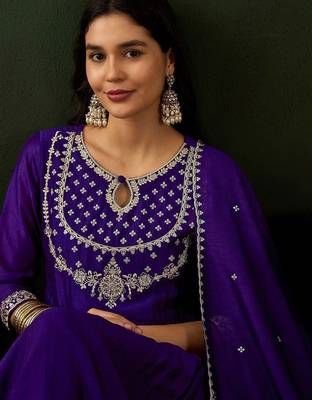 Purple ethnic motifs embroidered keyhole neck a-line kurta with trouser & dupatta 2