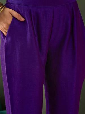 Purple ethnic motifs embroidered keyhole neck a-line kurta with trouser & dupatta 3
