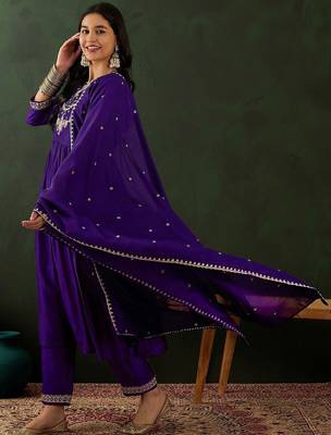 Purple ethnic motifs embroidered keyhole neck a-line kurta with trouser & dupatta 5