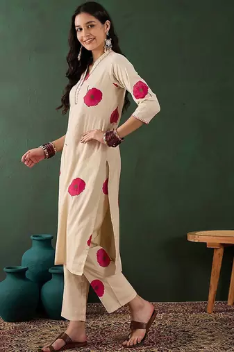 Off white cotton floral printed kurta with pant set