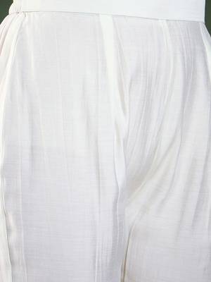 Floral applique worked straight kurta with trousers and dupatta 3