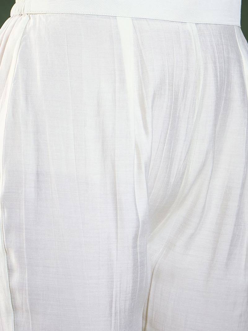 Floral applique worked straight kurta with trousers and dupatta