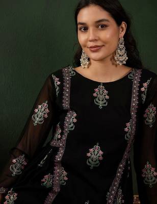 Floral printed a-line kurta with trouser 2