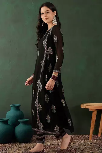 Floral printed a-line kurta with trouser