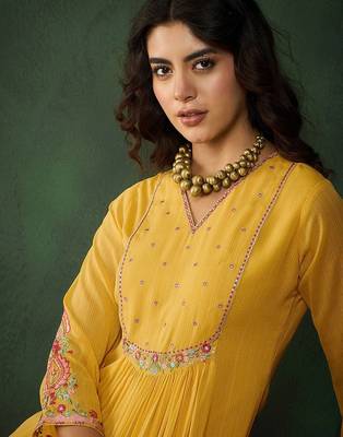V neck embroidered kurta sets 2
