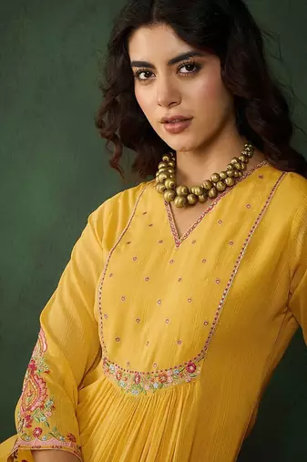 V neck embroidered kurta sets