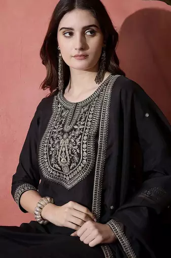 Floral embroidered round neck a-line kurta with trousers & dupatta