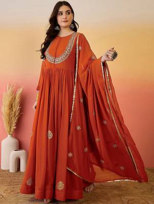Floral embroidered empire georgette anarkali kurta with trouser & dupatta 5