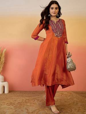 Zari embroidered notch neck a-line kurta & trousers 4