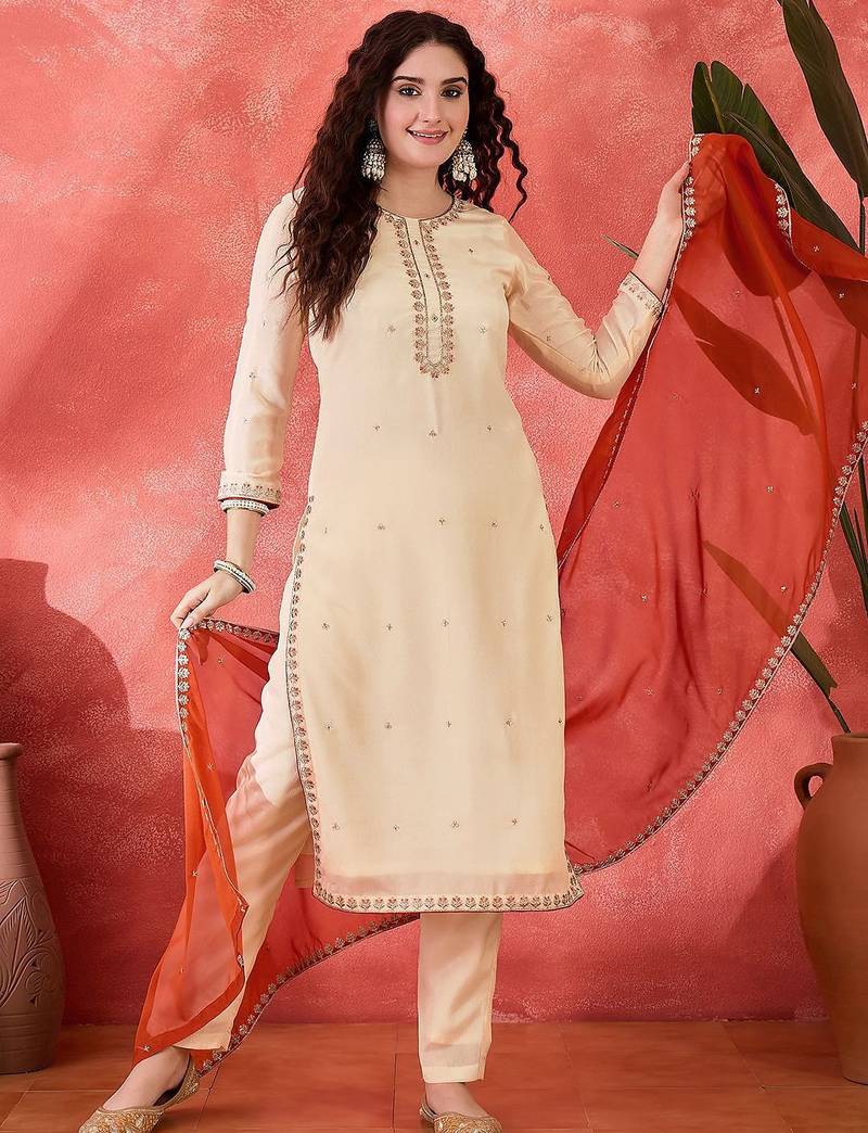 Chinin zari sequence piping worked kurta with trousers & dupatta