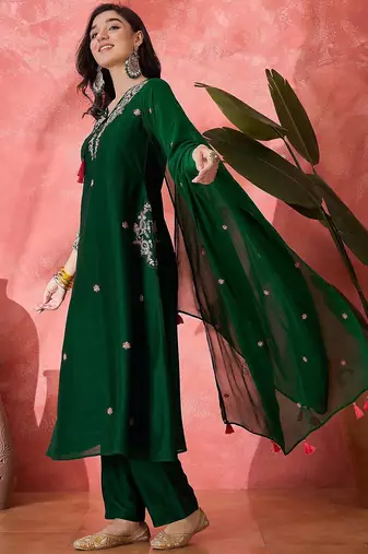 Floral embroidered v-neck sequinned a-line kurta with trousers & dupatta